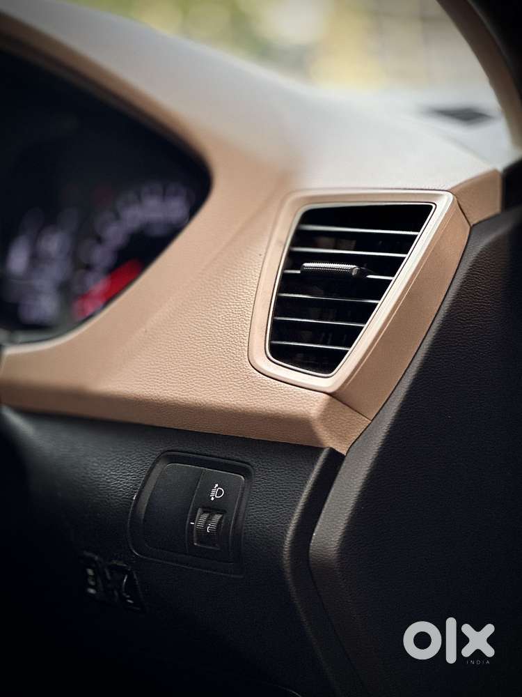 Hyundai I20 Sportz 1.2 Ivt Dual Tone, 2018, Petrol