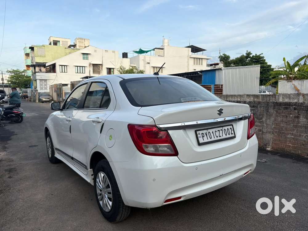 Maruti Suzuki Swift Dzire, 2022, Petrol