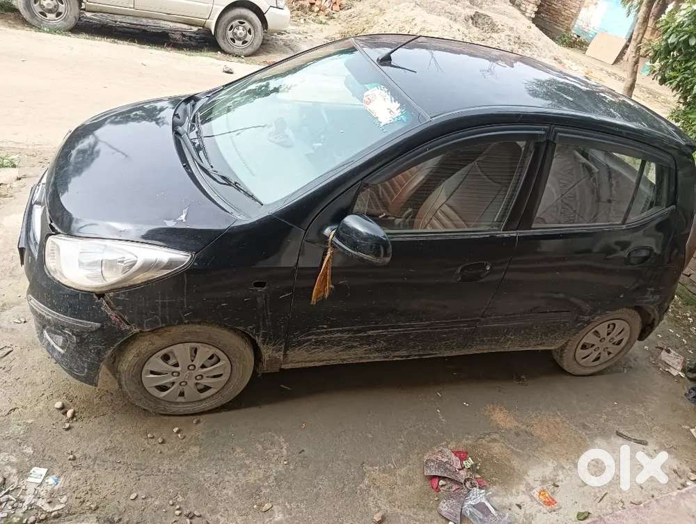 Hyundai I10 Era 2011 Km Driven 100000