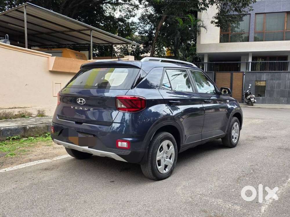 Hyundai Venue S 1.2 Petrol, 2019, Petrol
