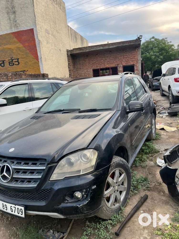 Mercedes-benz M-class 2011