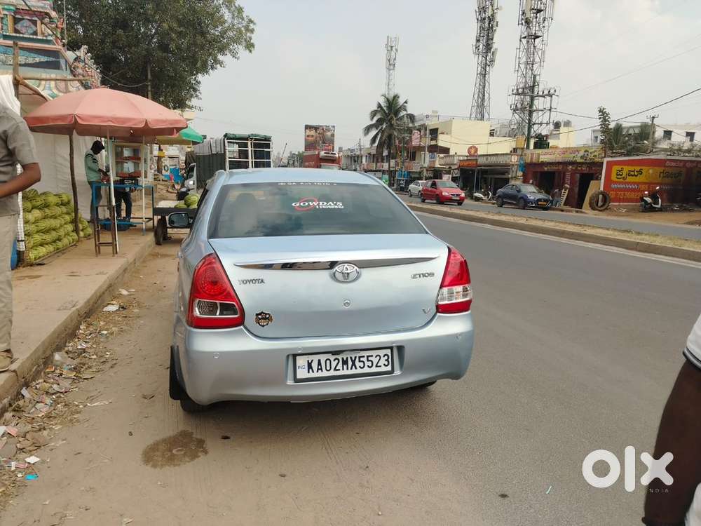 Toyota Etios Liva Petrol 2011