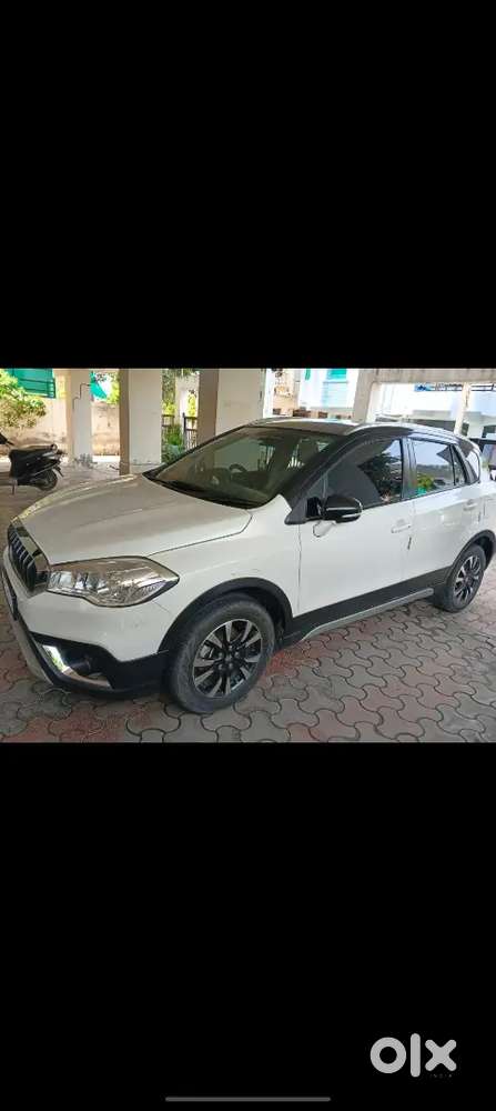 Maruti Suzuki S-cross 2022 Petrol Well Maintained