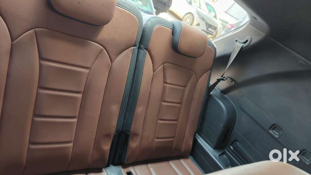 Mahindra Alturas G4 4wd At, 2019, Diesel