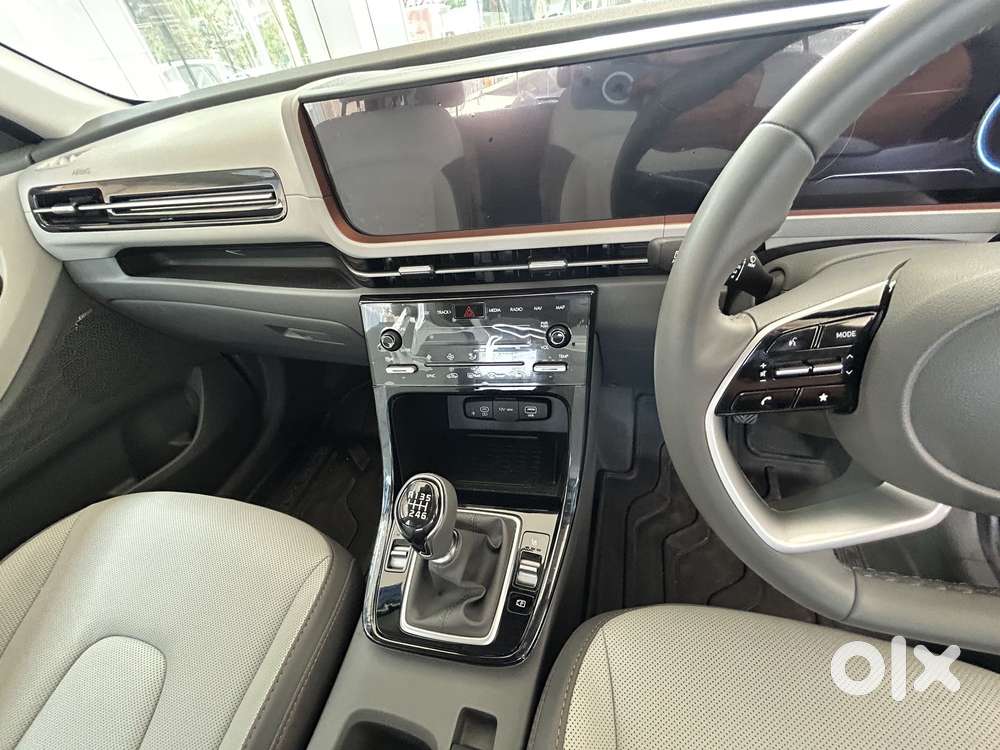 Hyundai Creta King Edition 1.5 Petrol Dual Tone, 2025, Petrol