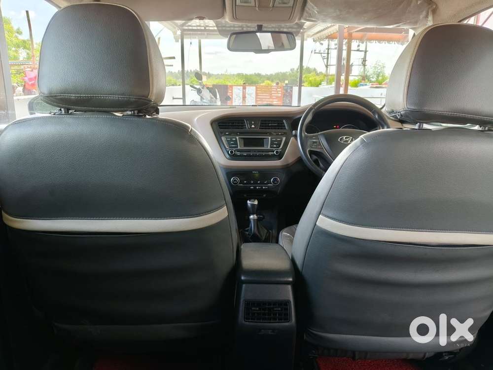 Hyundai I20 Petrol Sportz 2015 2nd Owner