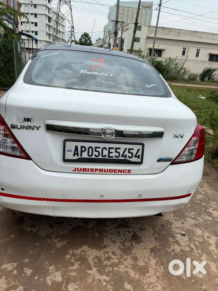 Nissan Sunny Diesel 2012