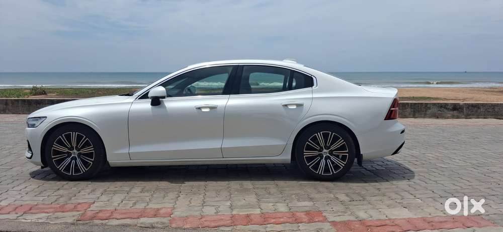Volvo S60 T4 Inscription, 2021, Petrol