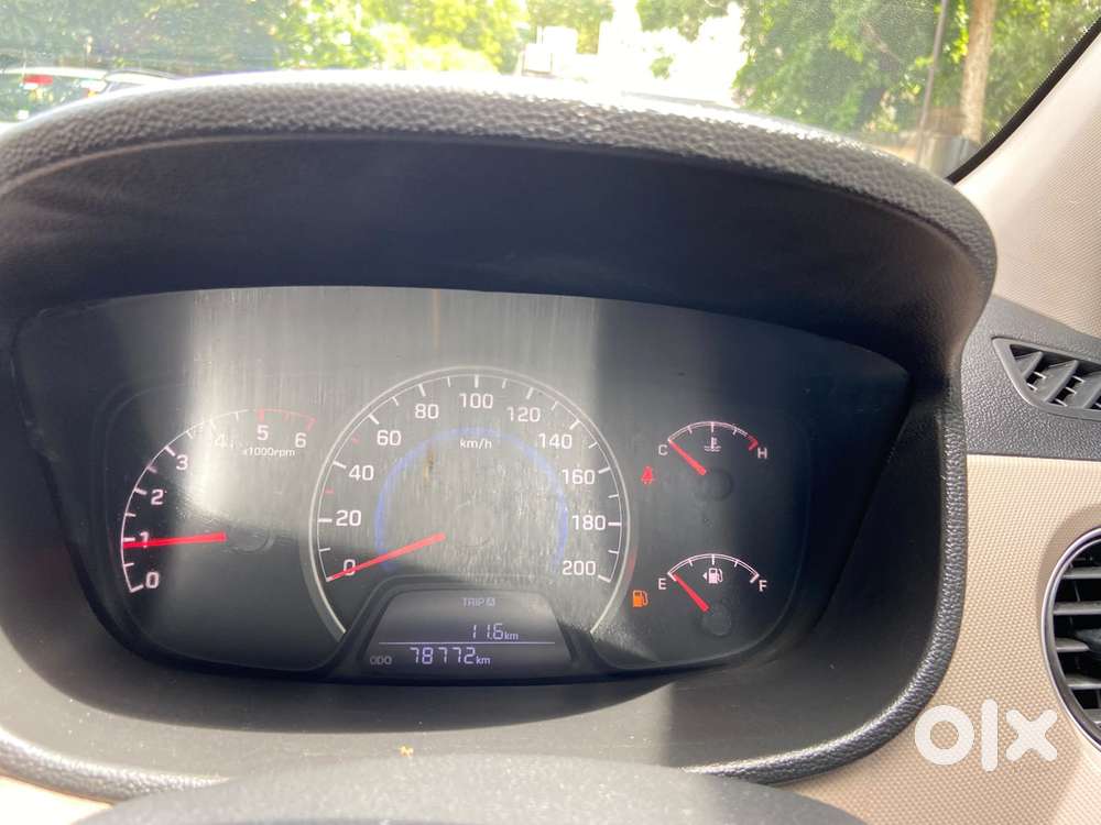 Hyundai Grand I10 1.2 Crdi Sportz, 2015, Diesel