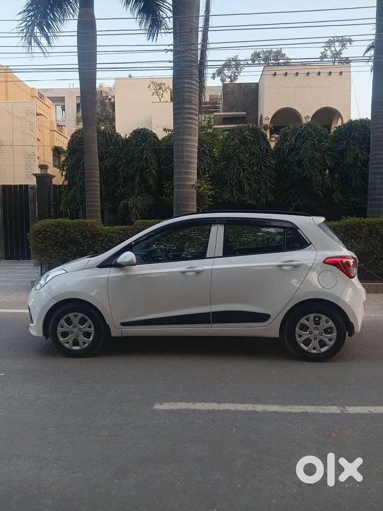 Hyundai Grand I10 Sportz(o) 1.2 Mt, 2016, Petrol