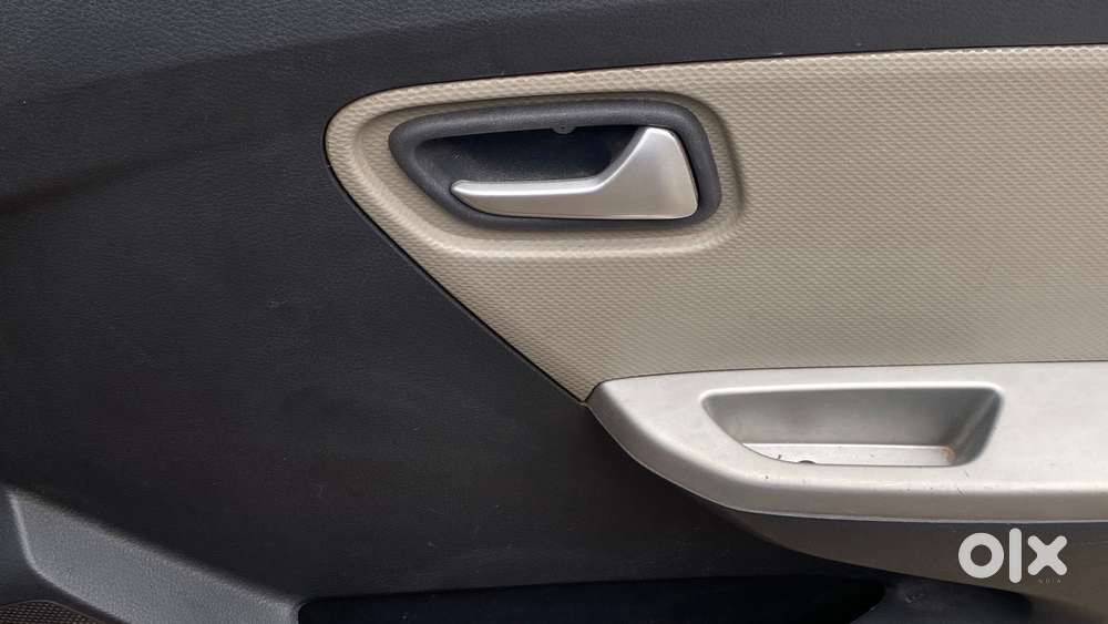 Maruti Suzuki Alto K10 Vxi, 2017, Petrol