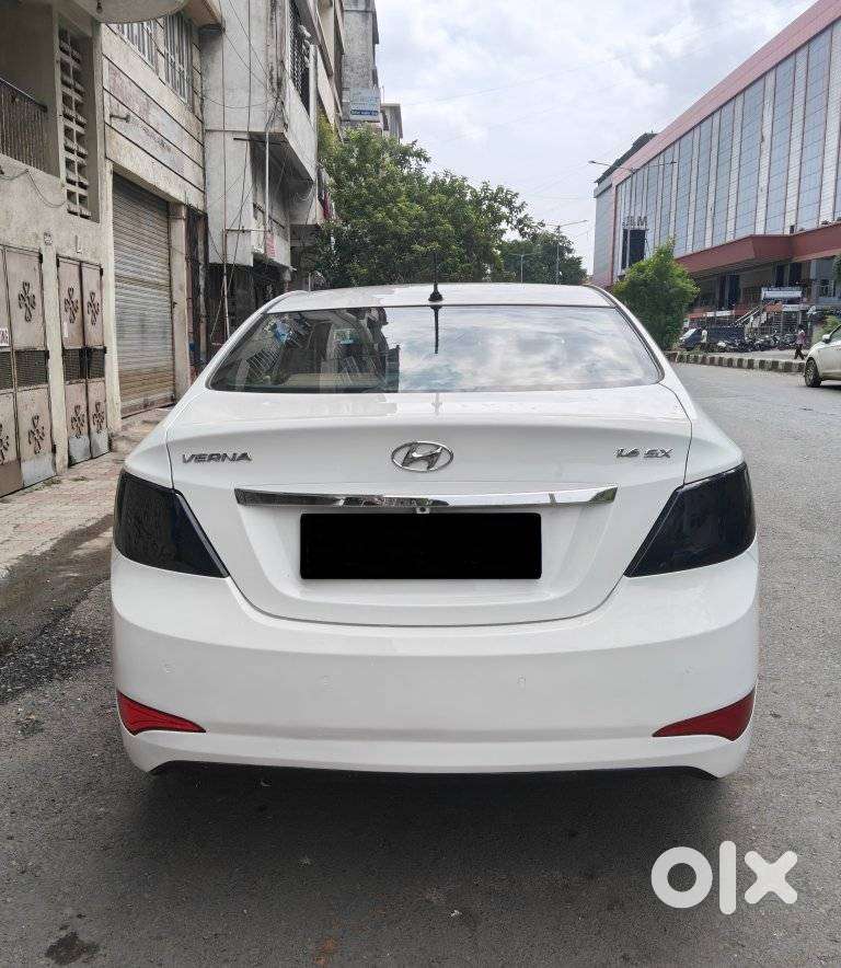 Hyundai Verna Sx Crdi At, 2015, Diesel