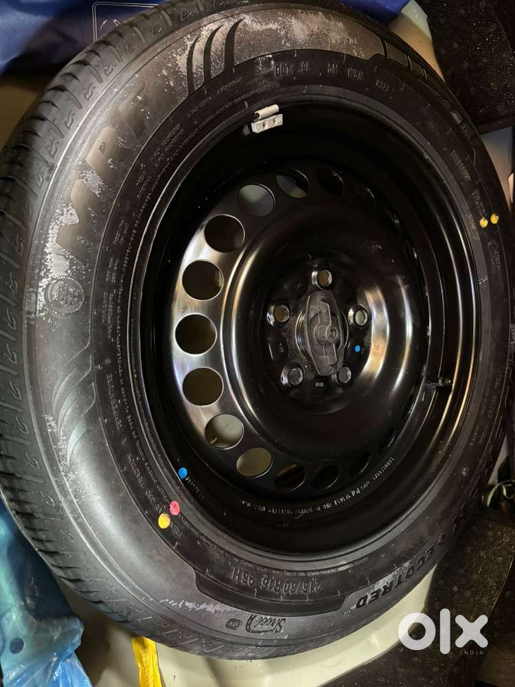 Maruti Suzuki Brezza 1.5 Vxi Smart Hybrid, 2023, Petrol