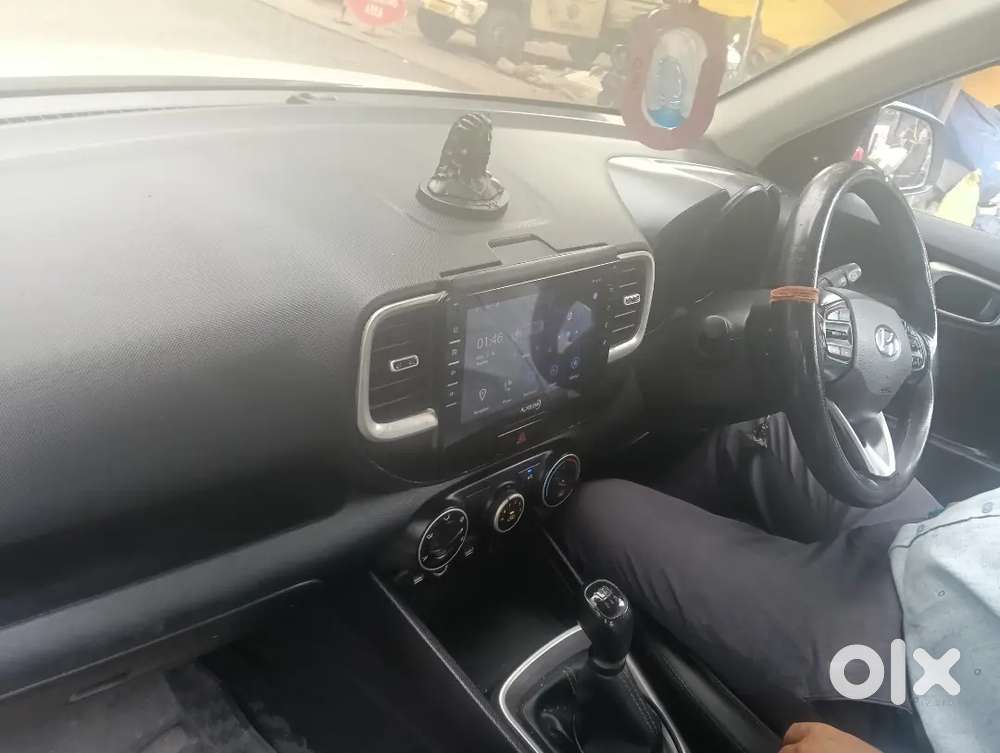 Hyundai Venue Petrol Manual 2022 Model