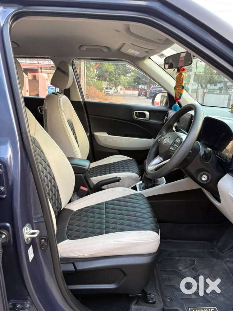 Hyundai Venue S 1.2 Petrol, 2023, Petrol