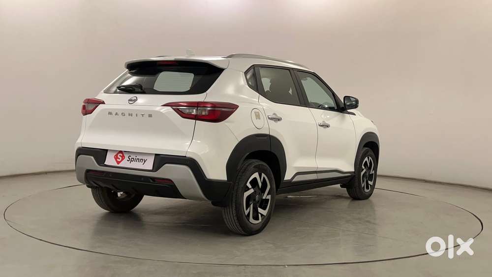 Nissan Magnite 1.0 Xv, 2023, Petrol