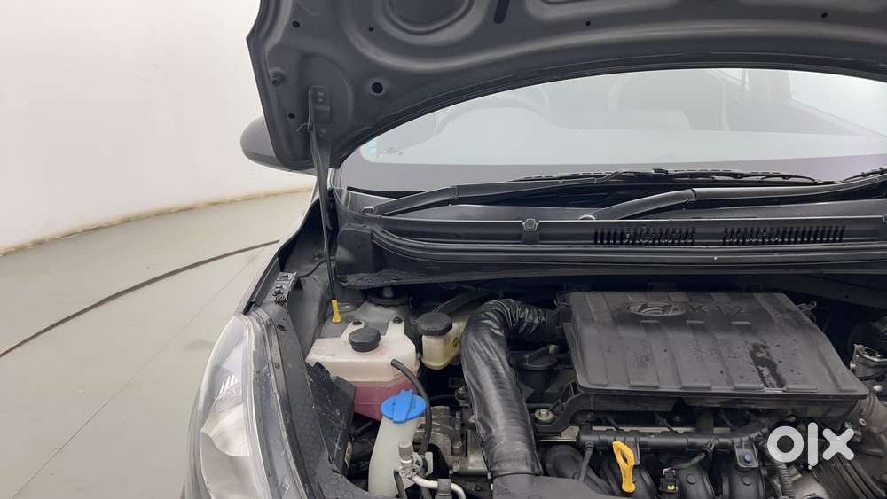 Hyundai Aura [2023-ongoing] 1.2 S Petrol Manual, 2022, Petrol