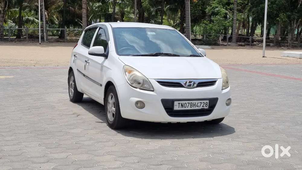 Hyundai I20 Asta Petrol Automatic Well Maintained