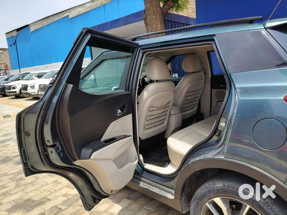 Mahindra Xuv300 W8 Option Diesel, 2021, Diesel