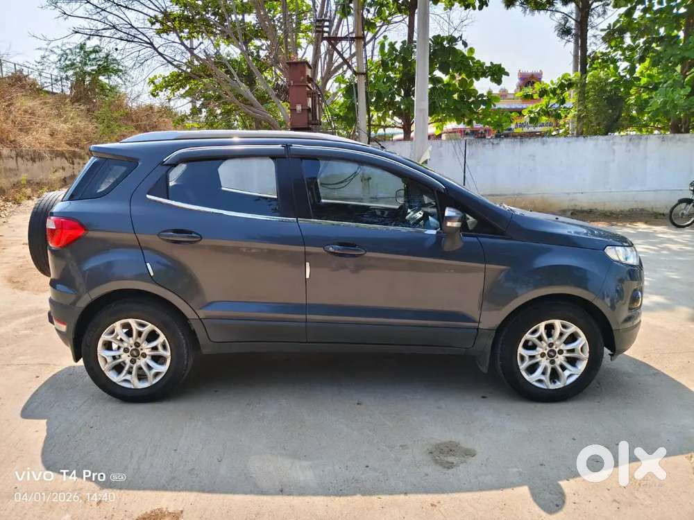 Ford Ecosport 2013 118000 Km Driven