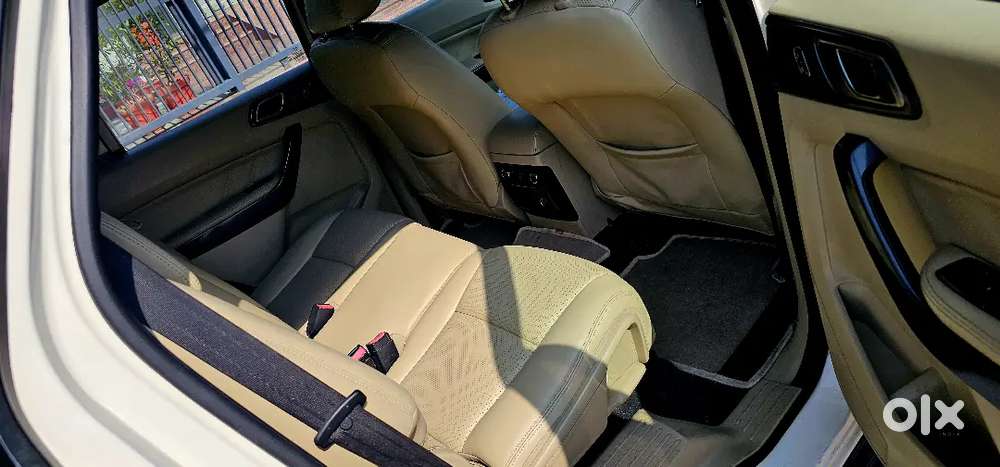 Endeavour 3.2 //85000 Klm //showroom Condition//all New Tyres