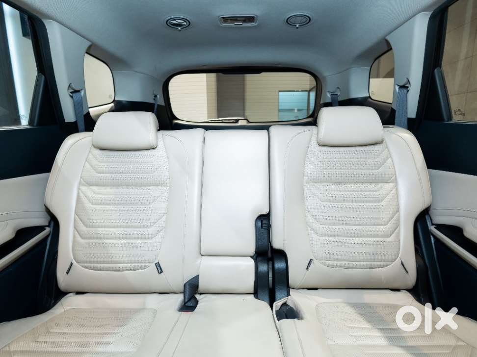 Kia Carens 1.5 Luxury Plus Diesel At 7 Str, 2023, Diesel