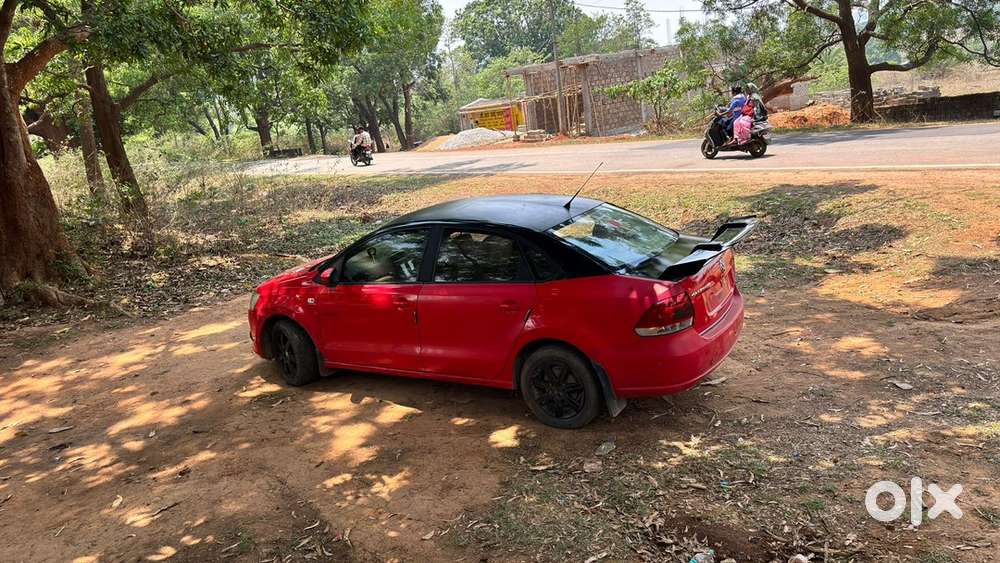 Volkswagen Polo Petrol 2011