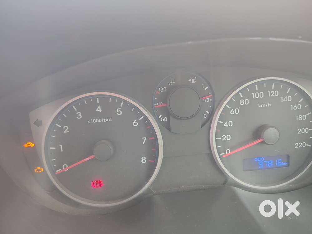 Hyundai I20 2012 Petrol 98000 Km Driven