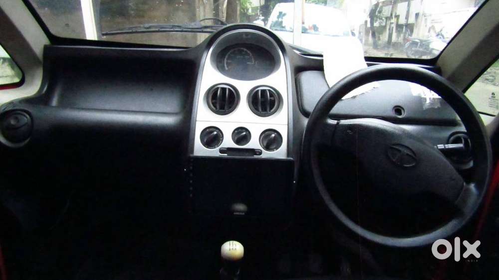 Tata Nano Xe 2011