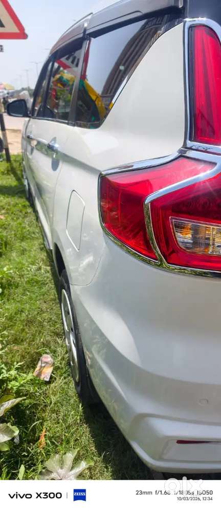Maruti Suzuki Ertiga Vxi 2022