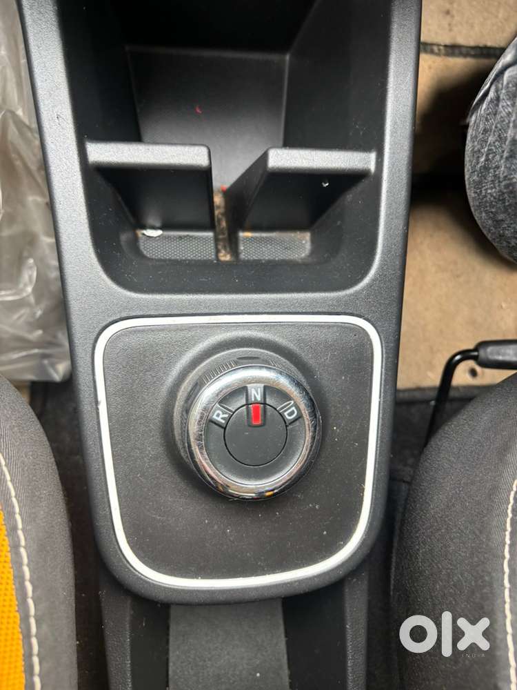 2023 Renault Kwid Petrol Automatic Dual Tone