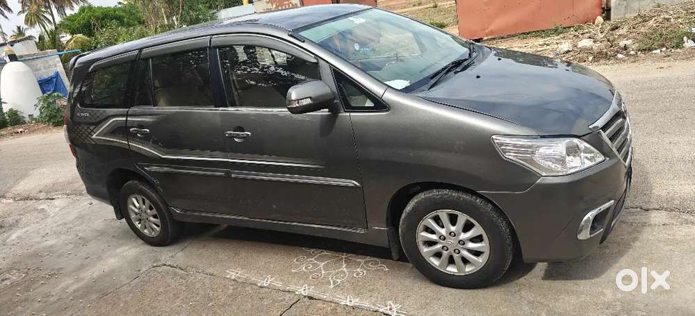 Innova 2012 Model For Sale