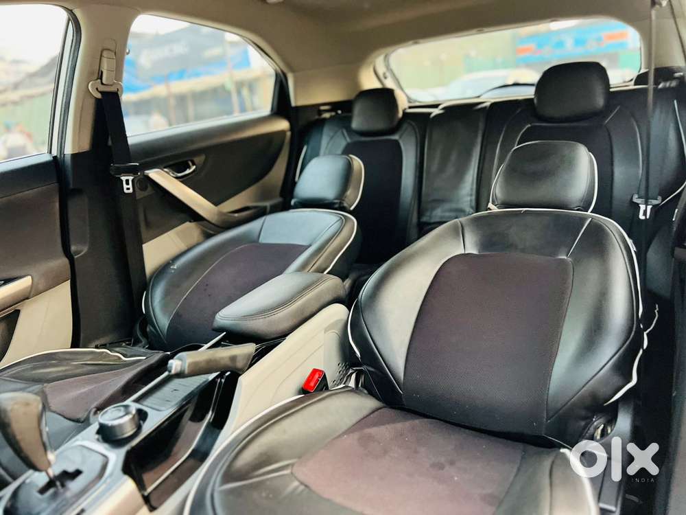 Tata Nexon, 2019, Petrol