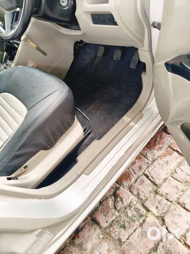 Maruti Suzuki Celerio Zxi 2016 Top Model With Back Camera.