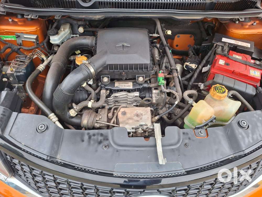 Tata Nexon 1.2 Revotron Xza Plus, 2019, Petrol