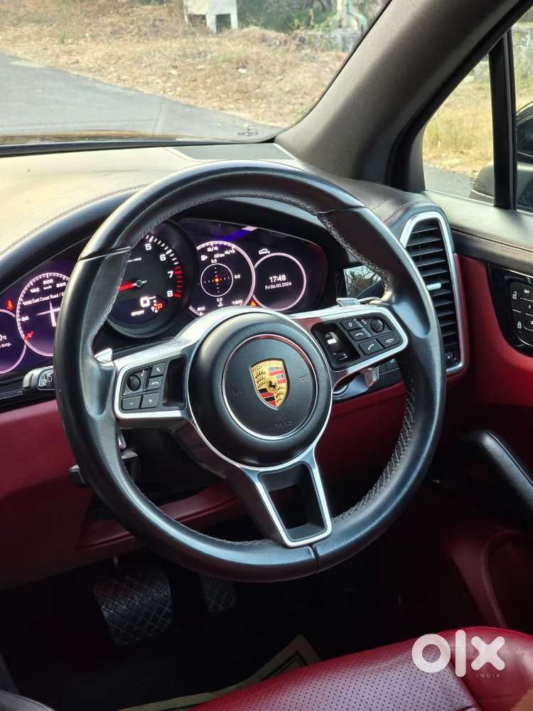 Porsche Cayenne Platinum Edition, 2022, Petrol