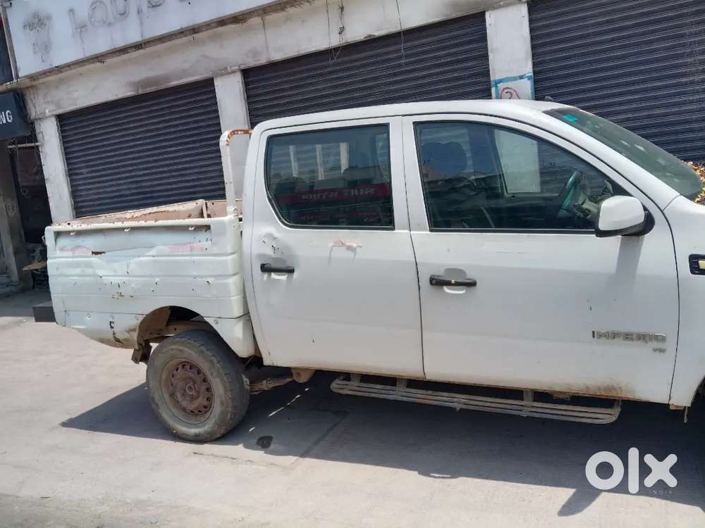 Mahindra Genio 2.5 Dc 2017