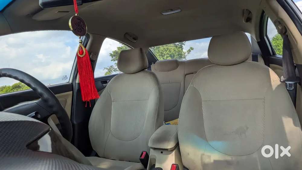 Hyundai Verna 2011 Manual Petrol 82000 Km