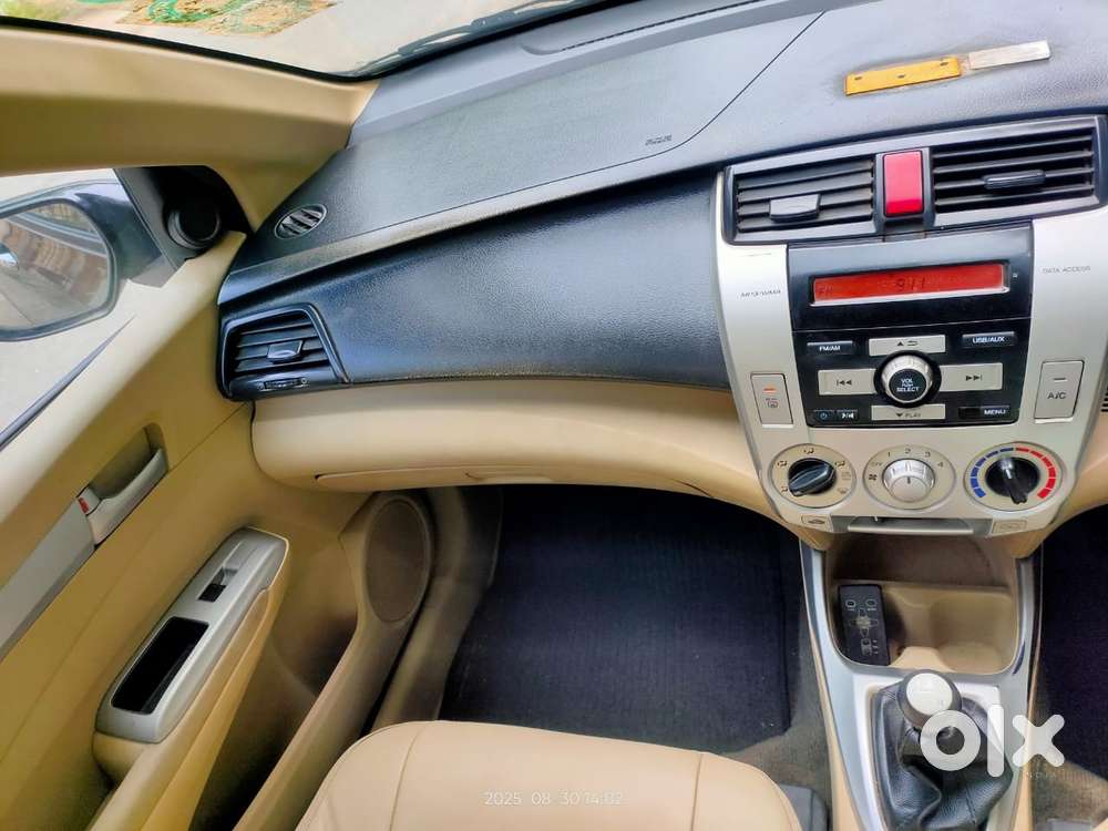 Honda City, 2011, Petrol