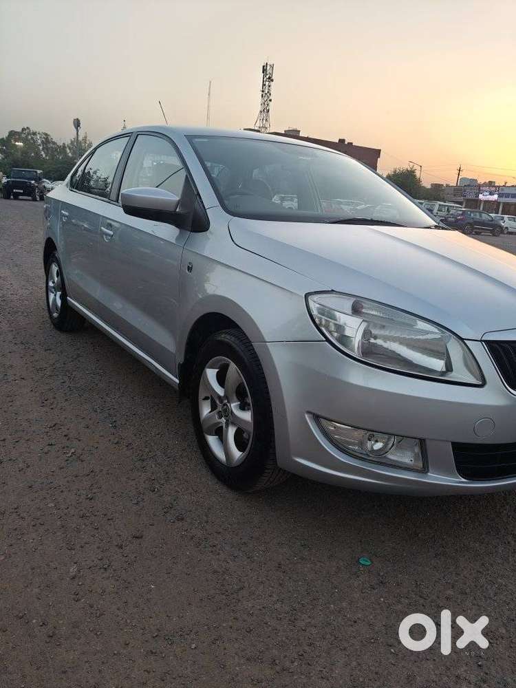 Skoda Rapid 2013-2016 1.6 Mpi At Ambition Plus, 2012, Petrol