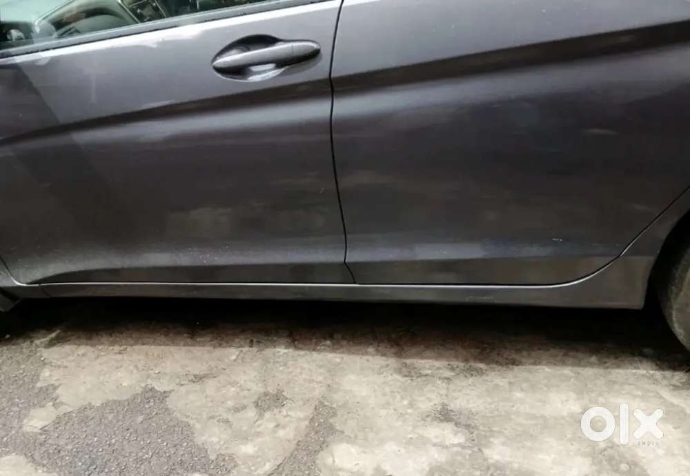 Honda City Sv Mt With Pin To Pin Honda Service Record Maintained.