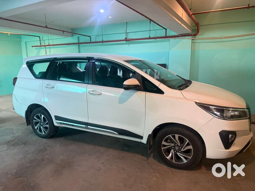 Toyota Innova Crysta 2021 Diesel Manual 2.4
