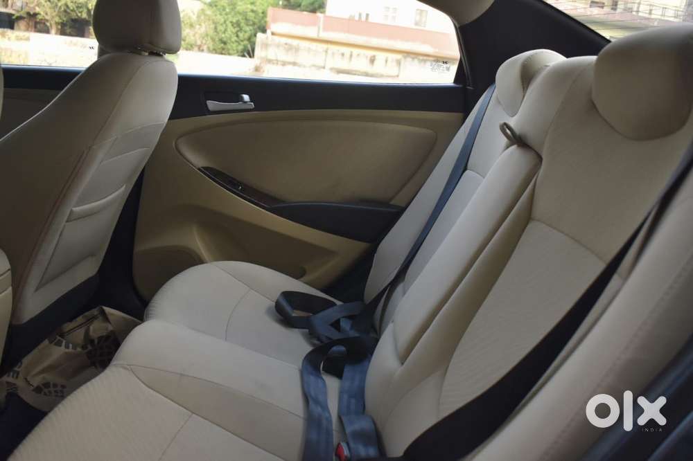Hyundai Verna 1.6 S (o) Vtvt At, 2015, Petrol