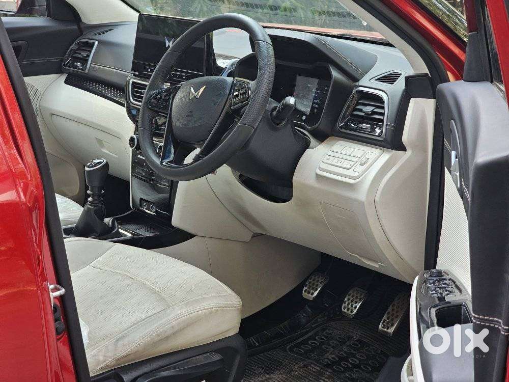 Mahindra Xuv 3xo Ax7l Petrol Mt, 2025, Petrol