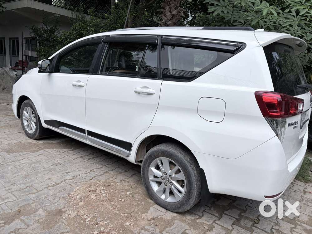 Toyota Innova Crysta 2.8 Gx At, 2018, Diesel