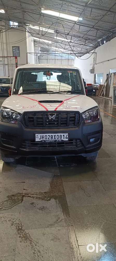 Scorpio Classic 9 Seater