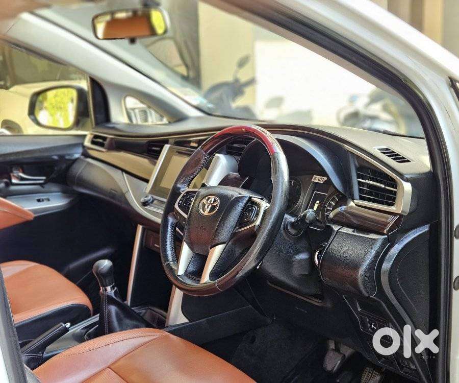 Toyota Innova Crysta 2.4 Vx Mt, 2019, Diesel