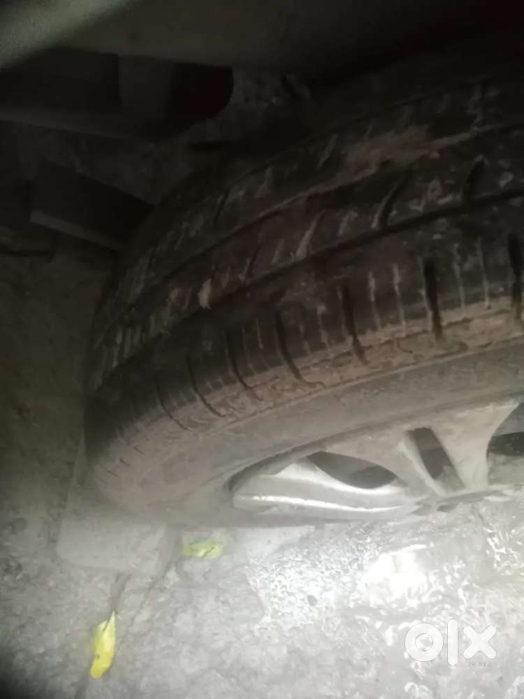 Gadi Me Koi Kaami Nahi Hai