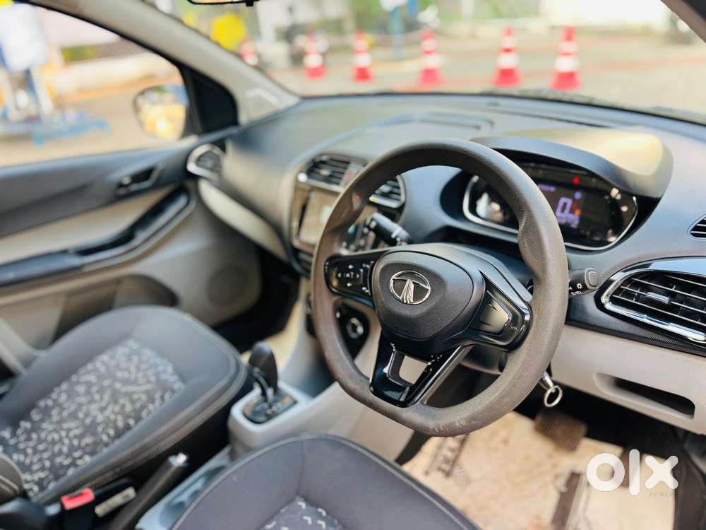 Tata Tiago 1.2 Revotron Xta, 2023, Petrol