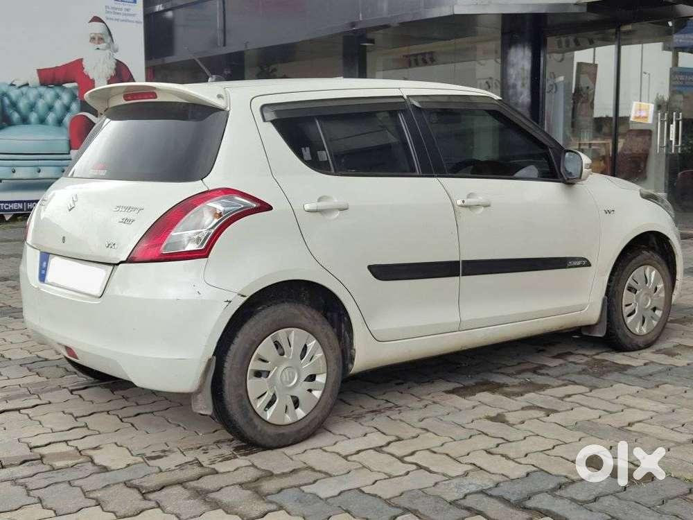Maruti Suzuki Swift Star Vxi, 2014, Petrol